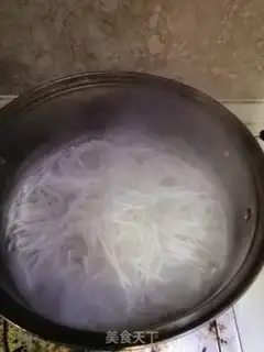 Make Hot noodles step 3
