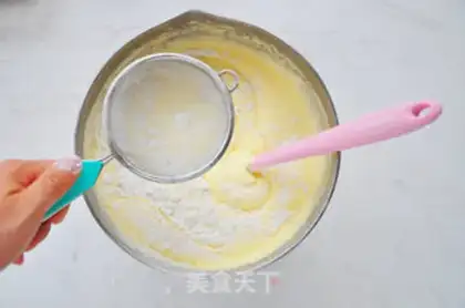 Make Dragoncat cake step 4