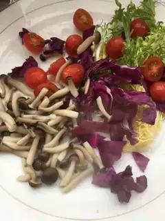 Make Seafood mushroom egg vegetable salad step 8