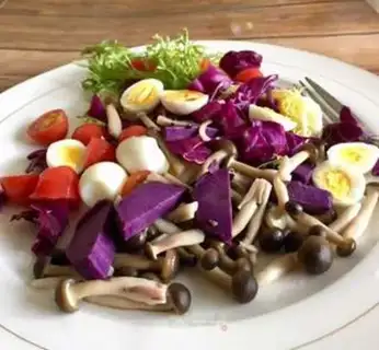 Make Seafood mushroom egg vegetable salad step 11