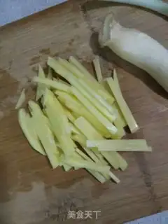 Make Celery with potatoes step 1