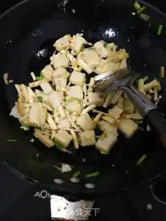 Make Eggs and sacks step 7