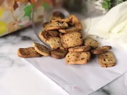Make Cranberry cookies step 12