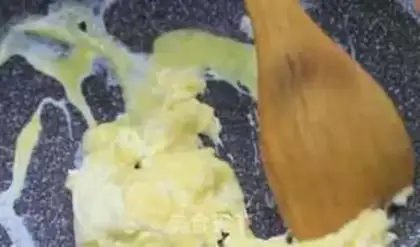 Make Spinach carrot eggs step 4