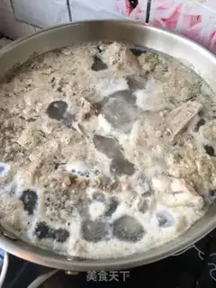 Make Hands on lamb step 3