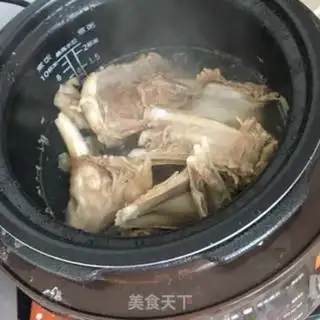 Make Hands on lamb step 7