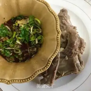 Make Hands on lamb step 12
