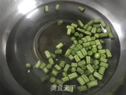 Make Soybeans, chicken-legged rice step 3