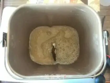 Make Plumb tea and bread step 1