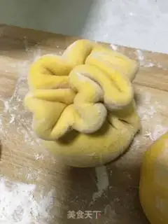 Make Gold bag step 16
