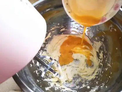 Make Glass and sugar cookies step 3