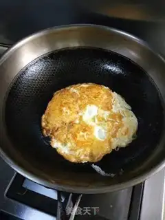 Make Five eggs step 5