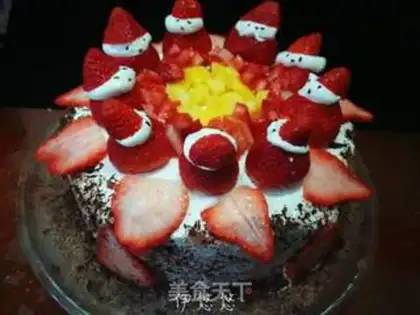 Make Strawberry birthday cream cake step 12