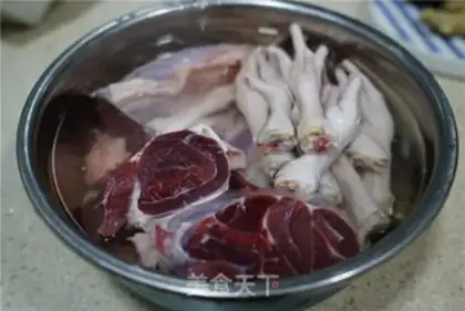Make Cracker skin, chicken claws step 1