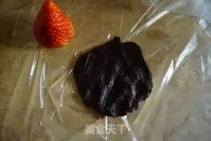 Make Strawberry Dafu step 3