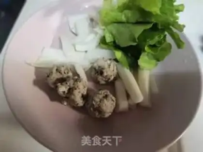 Make The mushrooms and pills are made of pastry step 0