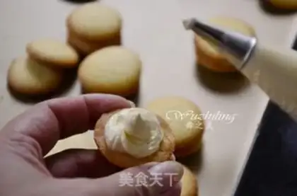 Make A little croissant step 8