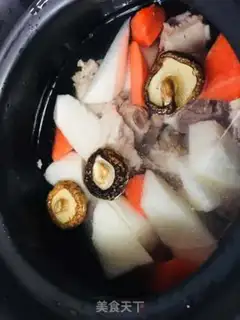 Make The tatterbone and the medicine soup step 2