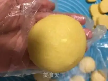 Make Hong Kong pineapple oil step 8