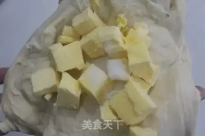 Make Milkshake bread step 1