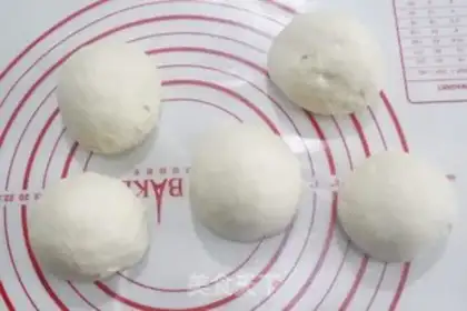 Make Milkshake bread step 4