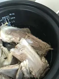 Make A radish lamb soup step 5