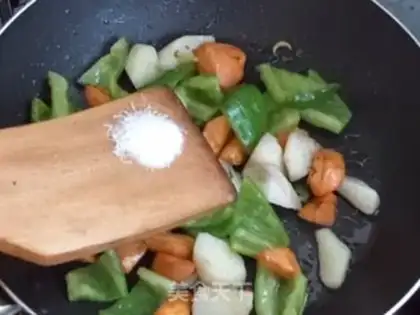 Make The paprika carrot step 6