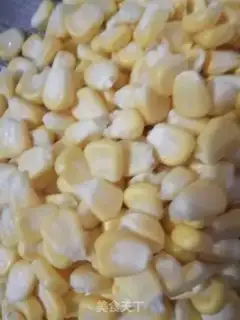 Make Corn pumpkin step 1