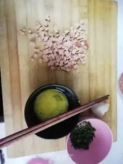 Make Egg fried rice step 1