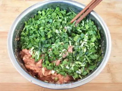 Make Pork casserole pan paste step 3