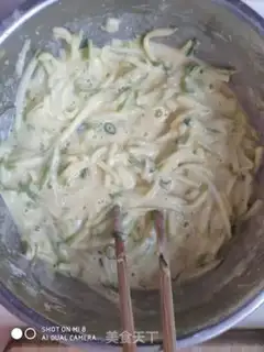 Make Cracker eggcake step 2