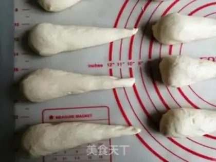 Make Chinese milk rolls step 7