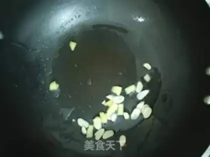 Make Celery fried dry step 1