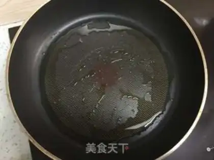 Make Fried eggs step 4