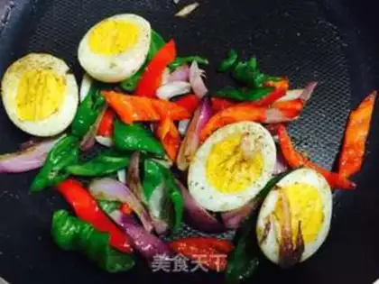 Make Fried eggs step 6