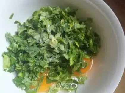 Make Celery leaves and fried eggs step 3