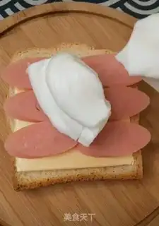 Make Fire clouds and eggs step 4