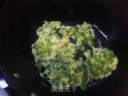 Make Celery leaves and fried eggs step 6