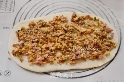 Make Bacon sesame cake step 3