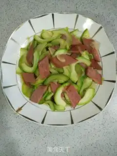 Make Nishichi has fried ham sausage step 9