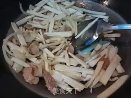 Make Pyre apricot and fried meat step 6