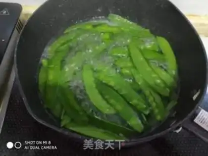 Make Dutch beans step 3