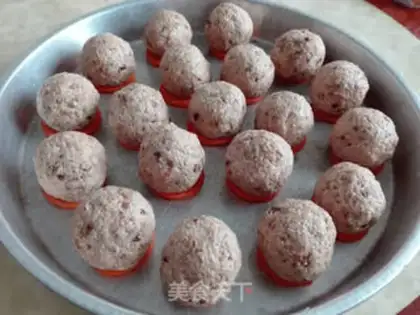 Make The quail eggline meatballs step 4