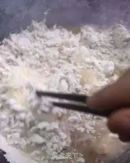 Make Souffle sesame pancakes step 1