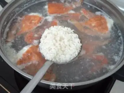 Make Double rice sea crab congee step 5