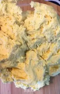Make Pear buns step 2