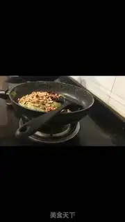 Make The cranberry with the twigs step 5