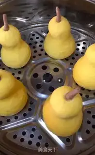 Make Pear buns step 6