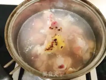 Make Chicken leg soup step 2