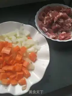 Make Hands on lamb rice step 1
